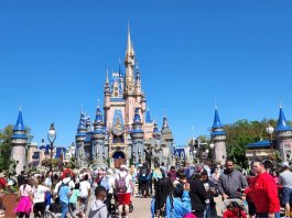 2DFEF9E3 5A21 4EC7 AA85 4D3E06455A09