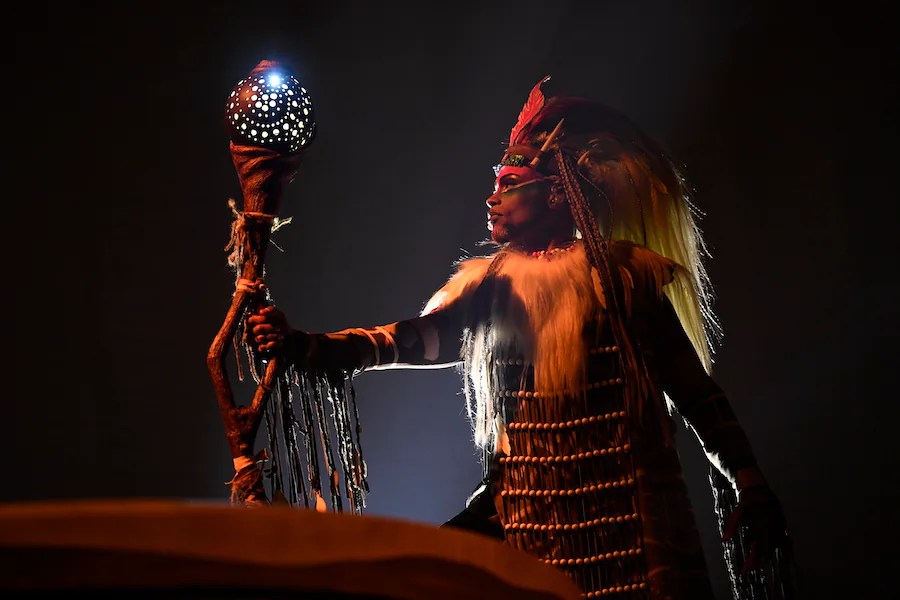 Disneyland Paris shows not to miss 6 Disneyland Paris shows not to miss 6