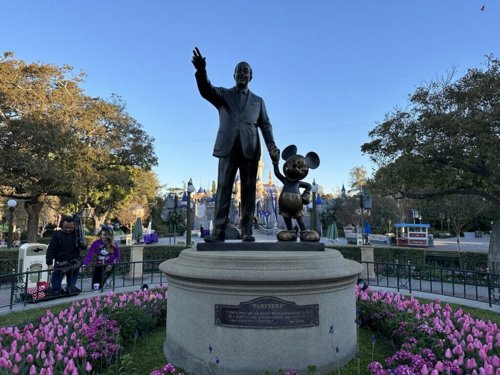 Top 8 Tips for Planning your Disneyland Vacation 1 635773D4 612D 4540 AA5F B92FCD81A863