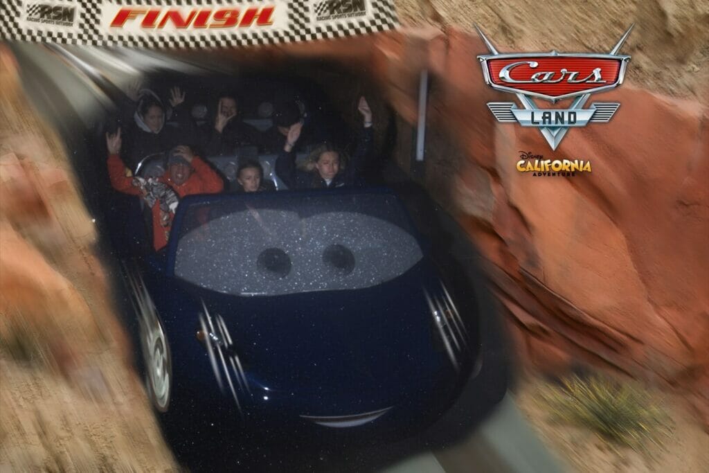 How to Enjoy a Rainy Day at Disneyland 2 067E689E 23F5 437A 8CE7 19E9D326EE42