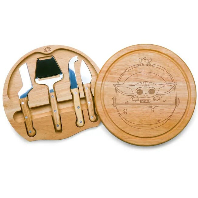 Mother's Day Disney Gift Guide To Treat The Queen Of The Family! 10 Mother's Day Disney Gift Guide