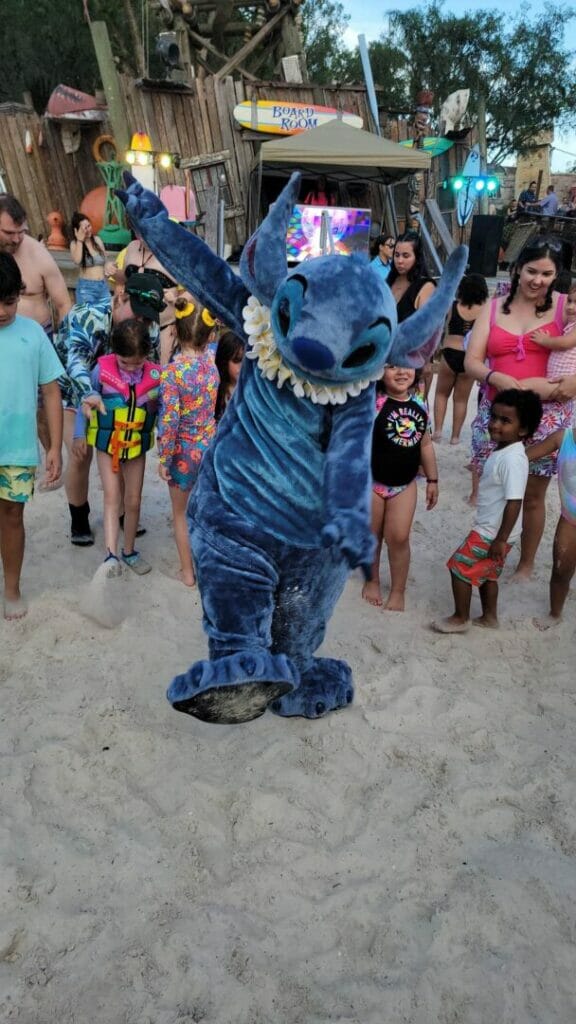 Magical Encounters: Meet Disney Characters at the Disney World Water Parks! 3 stitch2