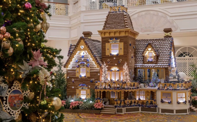 Why Christmas Time Is Our Favorite Time At Disney World! 9 Christmas Time