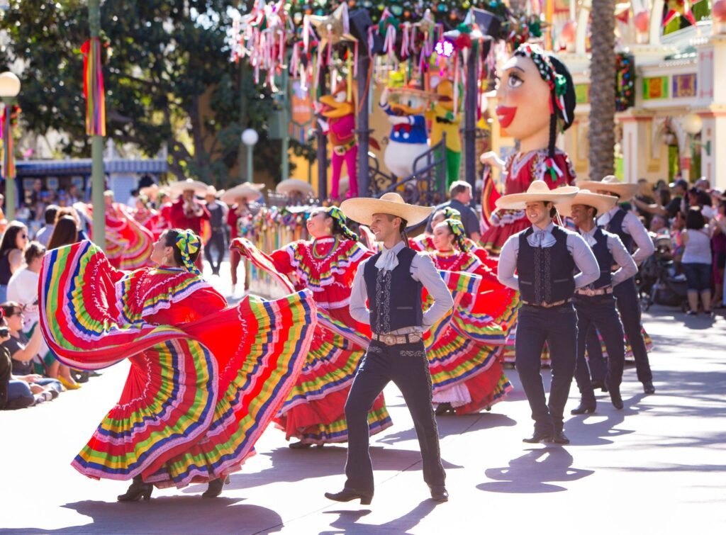 Enchanting Holidays Coming to Disneyland November 10 2 dca holidays