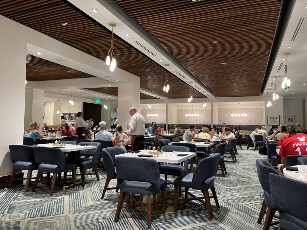 Five Reasons We Love The Contemporary Resort 5 Steakhouse interior