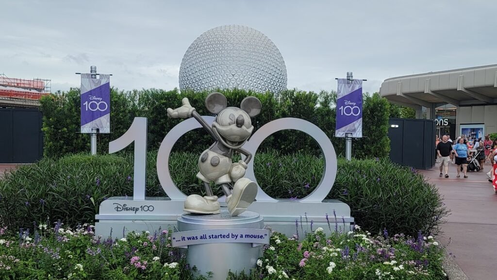 Top Tips for Planning your Next Disney World Vacation 2 epcot100