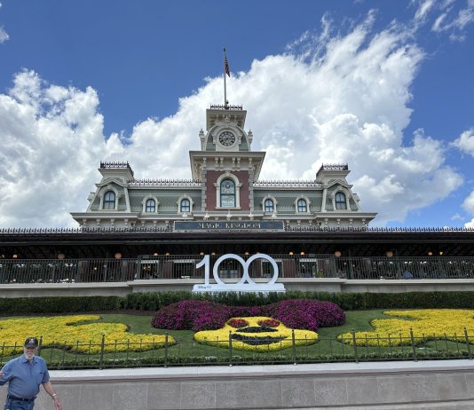 Disney World Quick Service Cover