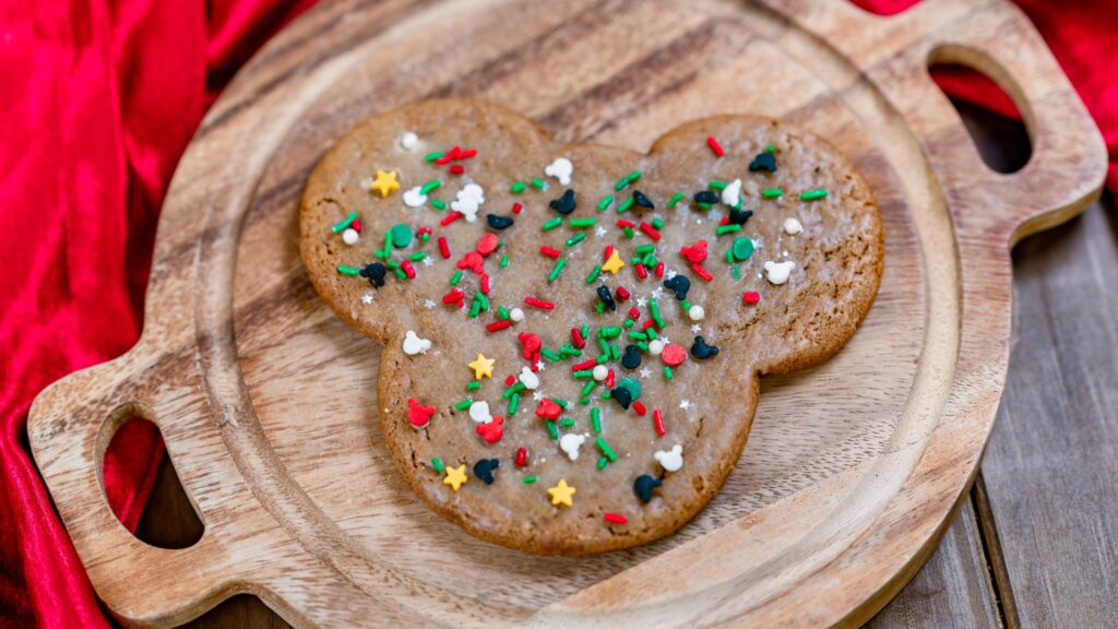 Is the Festival of Holidays Sip & Savor Pass Worth it? 3 gingerbread