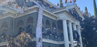 Haunted Mansion Holiday