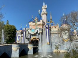 Hotels Within Walking Distance