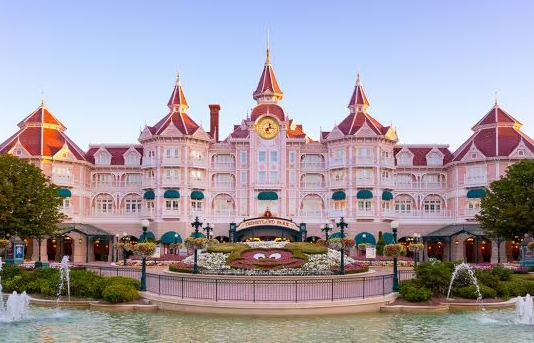 Disneyland Hotel