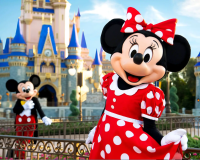 5 Enchanting Ways to Celebrate Valentine’s Day at Walt Disney World mickie and minnie