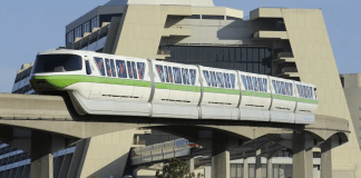 monorail at contemporary disney world