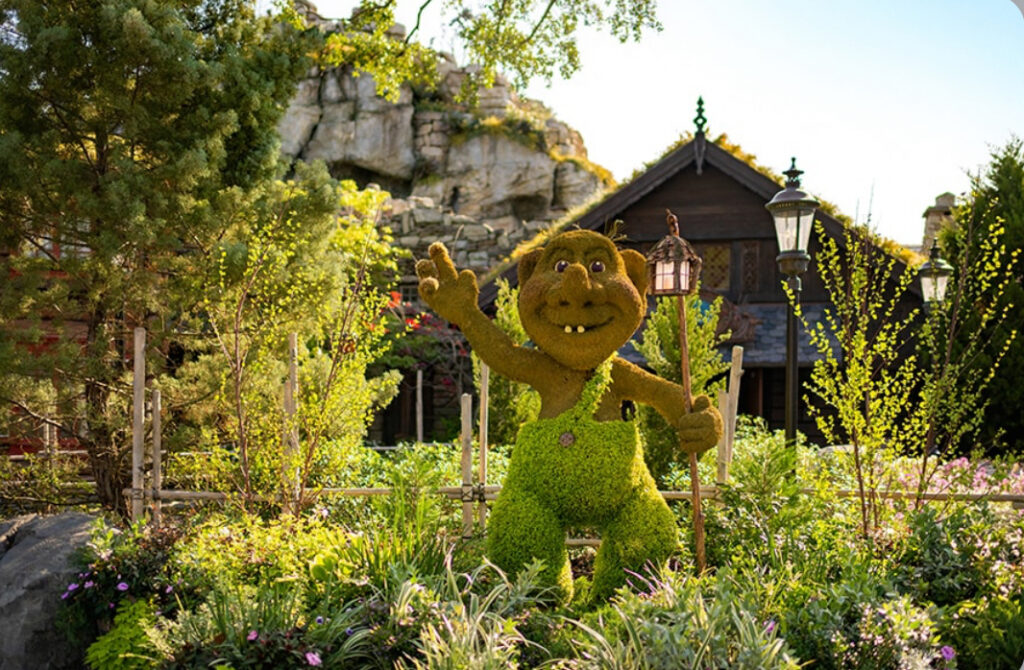 Disney topiaries