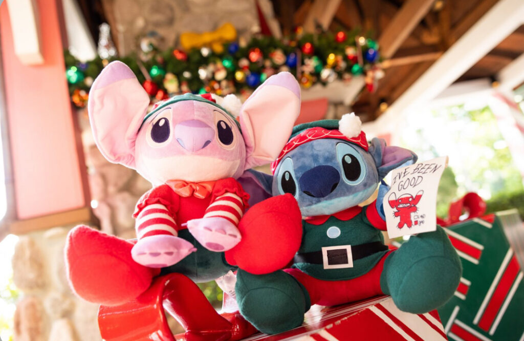 Sneak Peek at SOME of the Holiday Merch Coming to Walt Disney World in 2024! 17 Holiday Merch