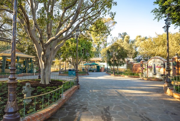 Boo-tiful Changes at the Haunted Mansion in Disneyland 1 grounds