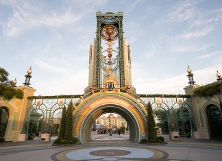 Celestial Park Unwraps Its First Holiday Season at Epic Universe