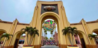 Mardi Gras at Universal Orlando Resort 1