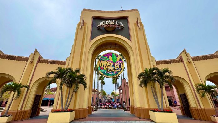 Mardi Gras at Universal Orlando Resort 1