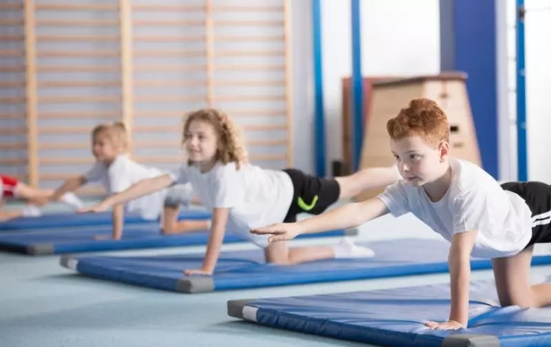 Het vestibulaire systeem en de propriocepsis prikkelen met beweging