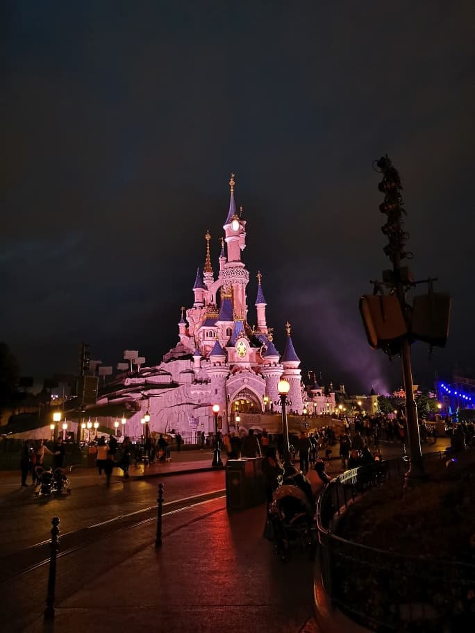 Nachts im Disneyland