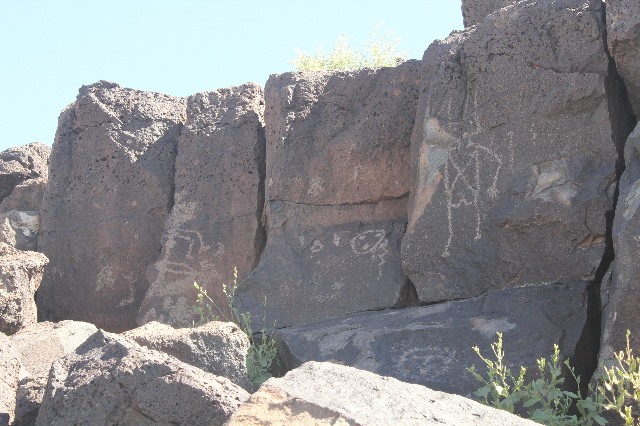 Parks Hopping In The Southwest Itinerary - Petroglyph NM