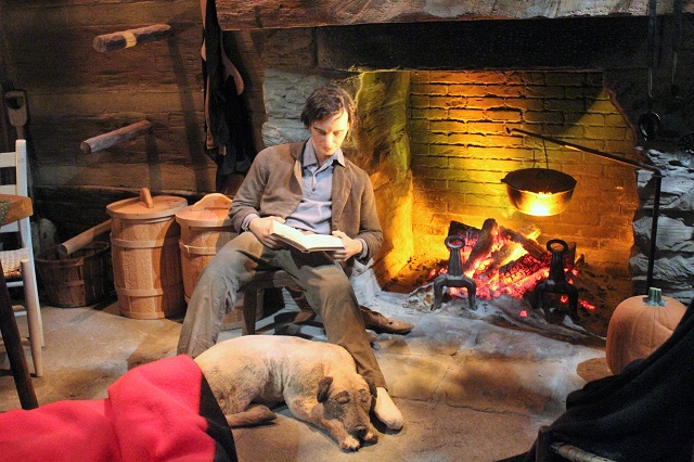 Abraham Lincoln loved to read.