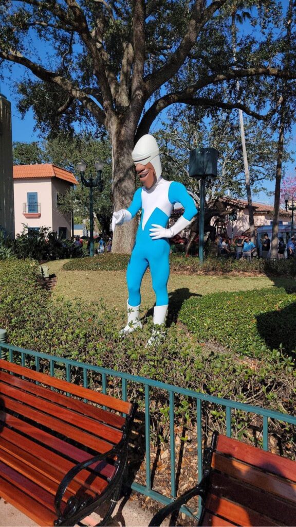 Why Hollywood Studios Is The Place To Be If You Love Disney Characters! 6 Hollywood Studios