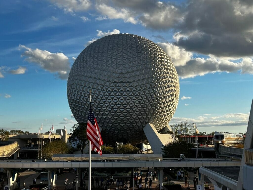 Should Disney End Guests Drinking Around the World in Epcot? 2 epcot