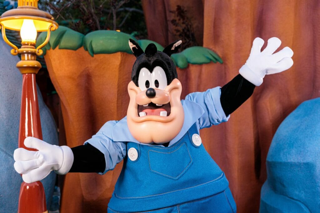 Reimagined Mickey's Toontown Reopens in Disneyland! 12 0323 5123ST45