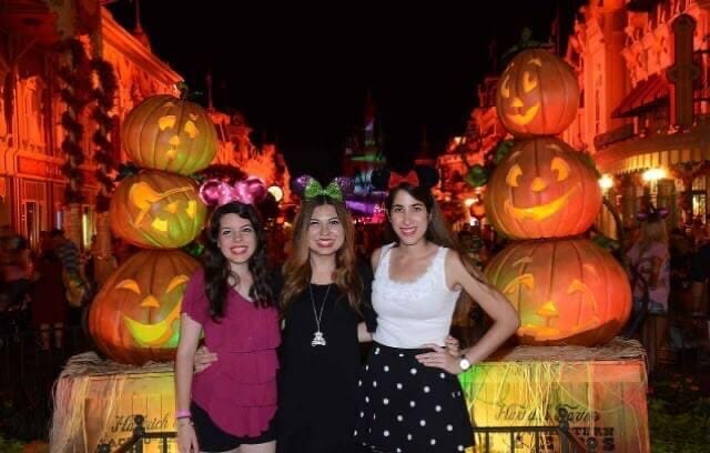 Tips And Tricks For Halloween Costumes At Disney Halloween Parties! 8 Halloween Costumes