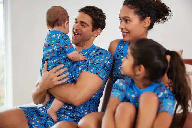 Mother's Day Disney Gift Guide To Treat The Queen Of The Family! 8 Mother's Day Disney Gift Guide