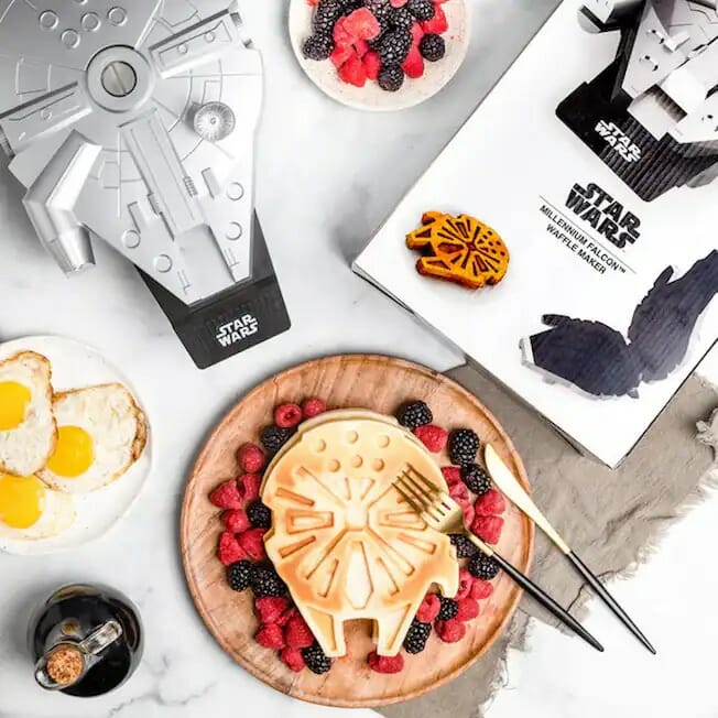 Mother's Day Disney Gift Guide To Treat The Queen Of The Family! 11 Mother's Day Disney Gift Guide