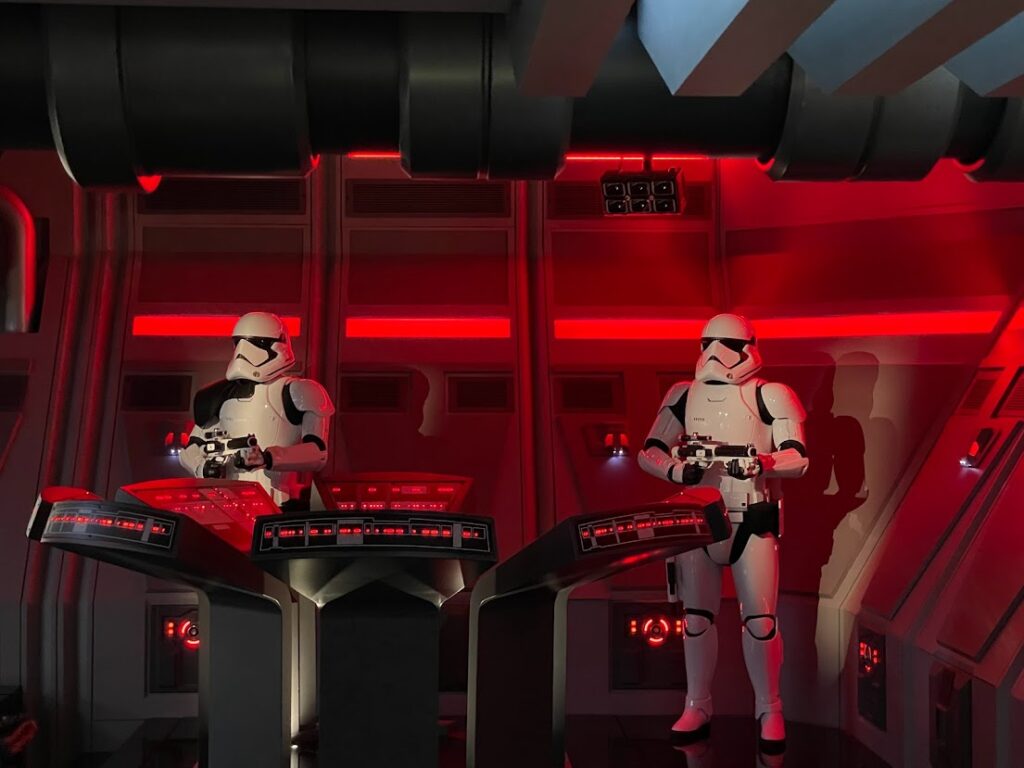 Money and Time-Saving Hacks to Galaxy's Edge 9 IMG 3964