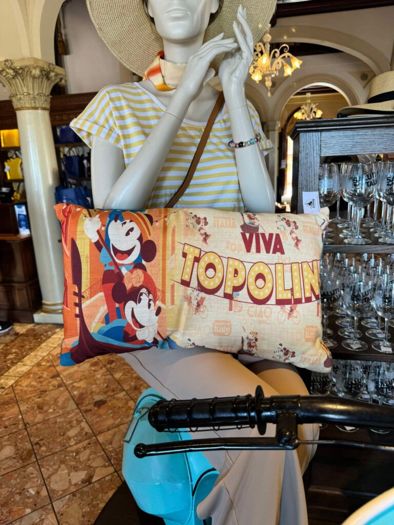 Mickey and Minnie Italy Pavilion Collection