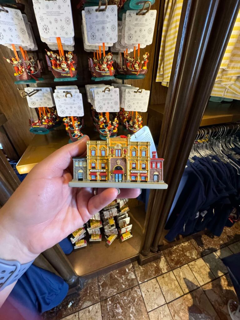 Mickey and Minnie Italy Pavilion Collection