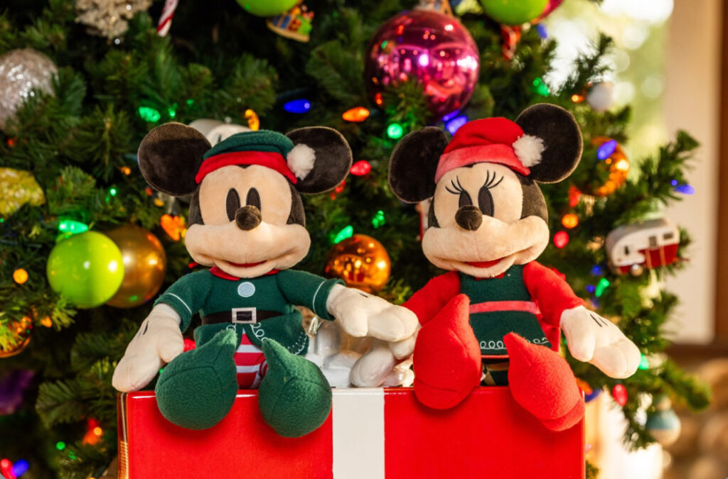 Sneak Peek at SOME of the Holiday Merch Coming to Walt Disney World in 2024! 15 Holiday Merch