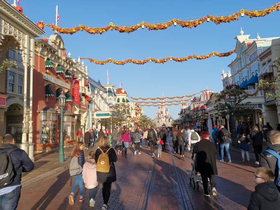 Halloween im Disneyland