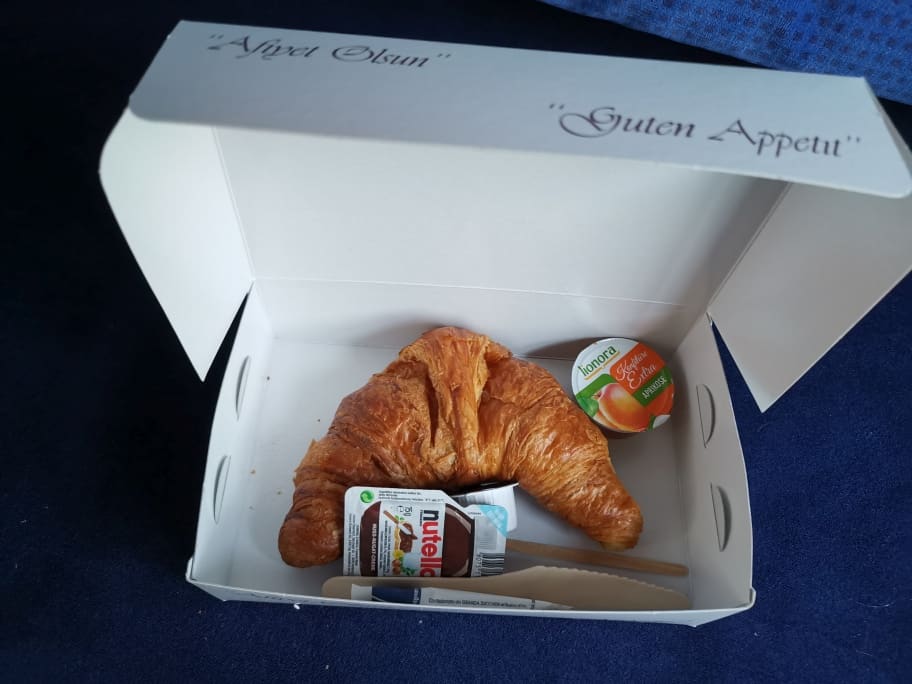 Alpen-Sylt Nachtexpress Frühstück