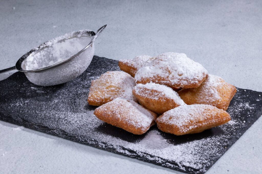 Guide to Universal Orlando Mardi Gras Celebration 7 beignets
