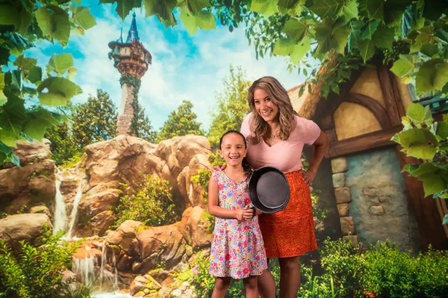 Go Live Your Dream At Disney World With These Fun Tangled Themed Photo Ops! 5 Tangled Themed Photo Ops
