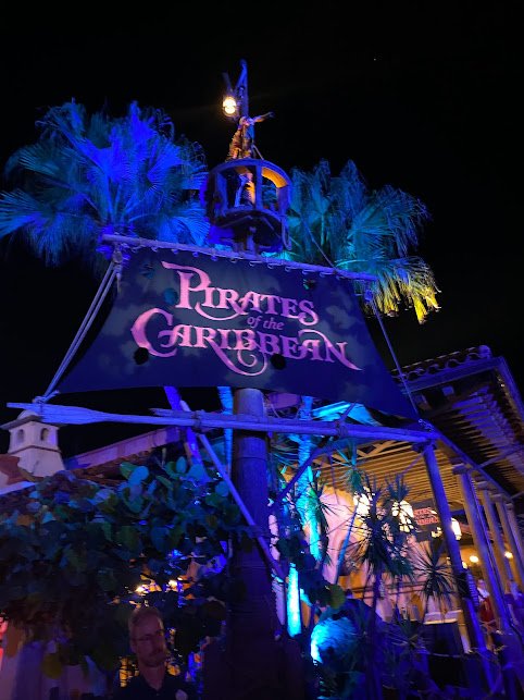 10 Tips for Conquering Mickey's Not So Scary Halloween Party 9 pirates2