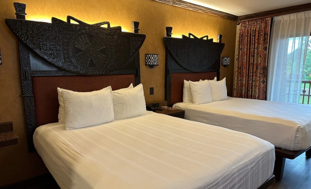 Guide to Disney's Animal Kingdom Lodge at Disney World 2 akl beds