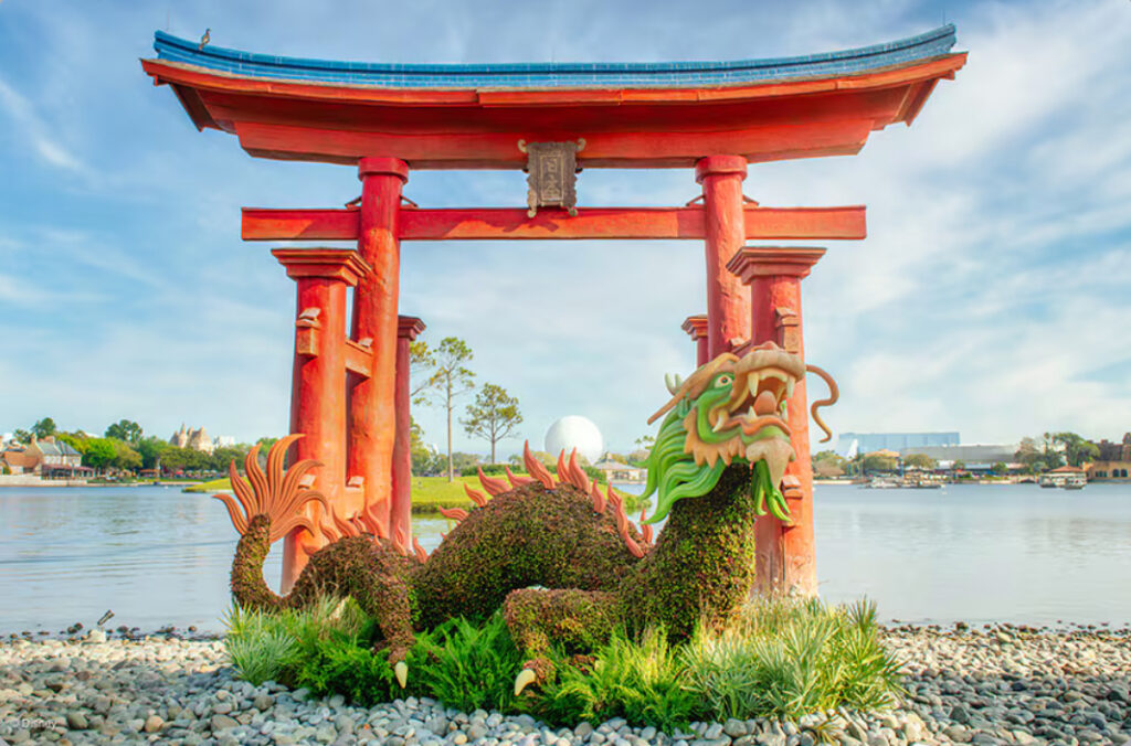 Disney Topiaries: Where Bushes Bloom into Beloved Characters! 15 Disney topiaries