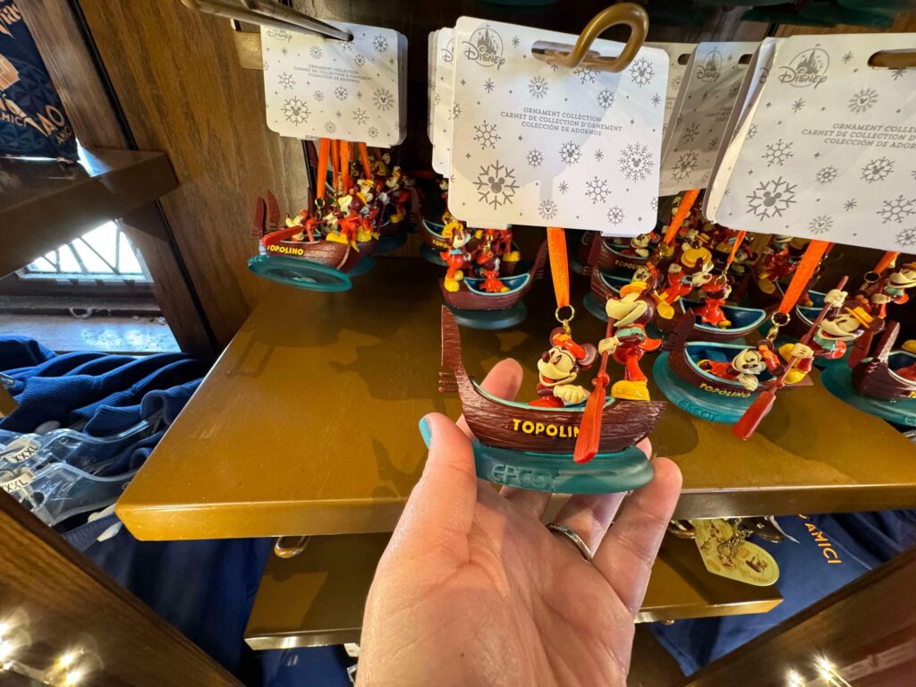 Mickey and Minnie Italy Pavilion Collection