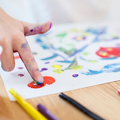 MAKING TODDLER CRAFTS TIPS