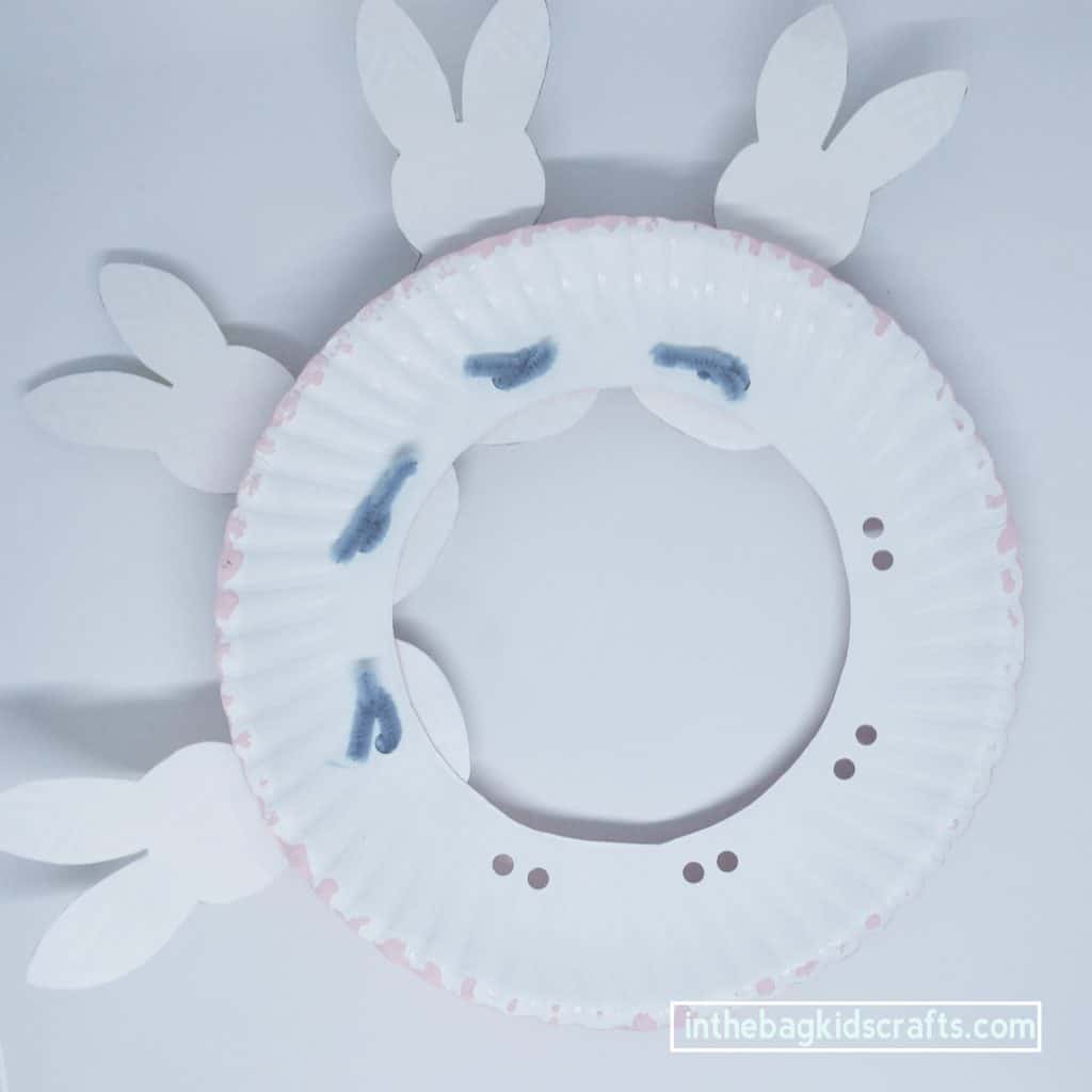 Add the bunnies to your paper Easter wreath 