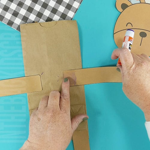 simple deer craft attaching the front and back legs