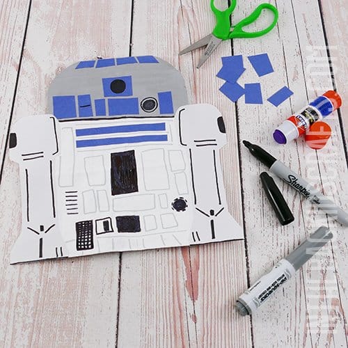 R2D2 CRAFT STEP 4