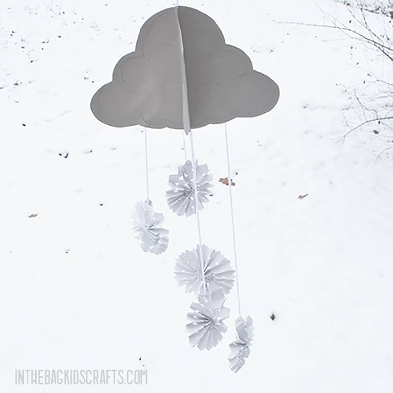 PAPER WINTER CRAFT SNOWFLAKE MOBILE